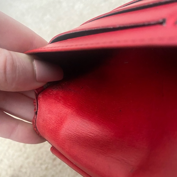 SOLD✨✨Authentic Louis Vuitton Epi ✨✨ - Picture 9 of 14